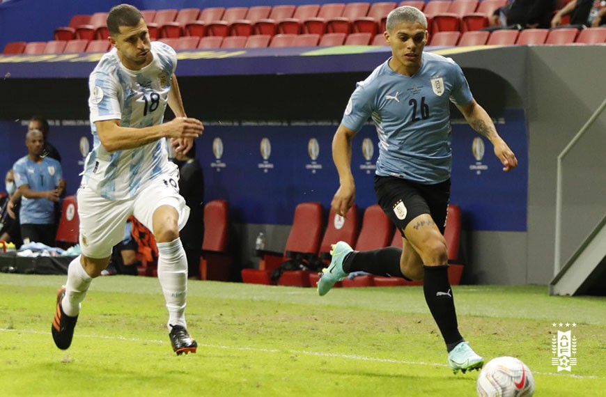Uruguay debuta perdiendo en Copa America