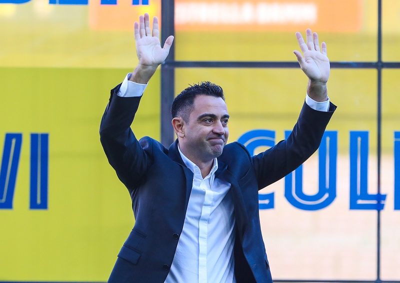 Xavi fue presentado en Barcelona