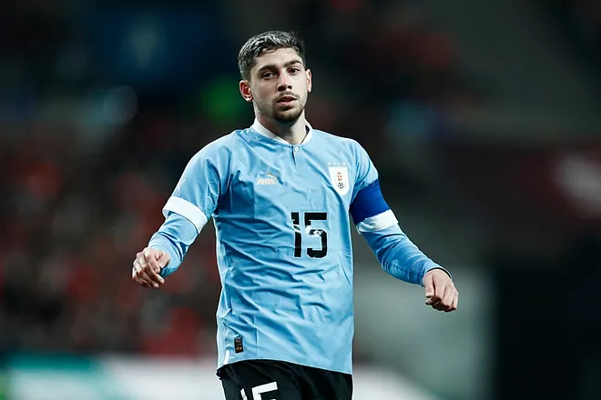 Uruguay con debuts y capitan nuevo